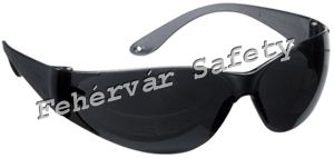 http://www.fehervar-safety.hu/kepek/vedoszemuvegek/60554_pokelux.jpg